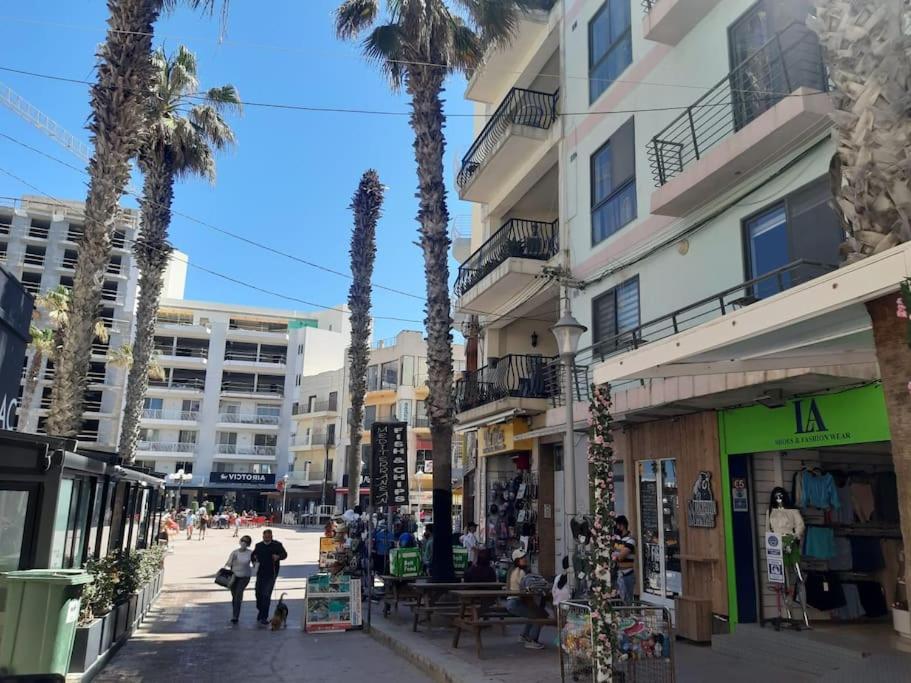 Lovely Two Bedroom Apartment St. Paul's Bay Exterior photo